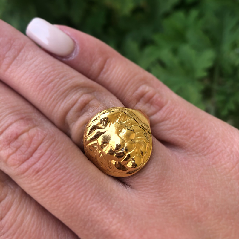 καλλιρρόη χειροποίητο κόσμημα δαχτυλίδι με λιοντάρι χρυσό kallirroi.gr faux bijoux eshop
